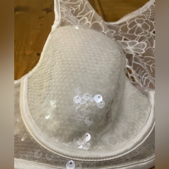 36C VS sequin bustier - Picture 5 of 10